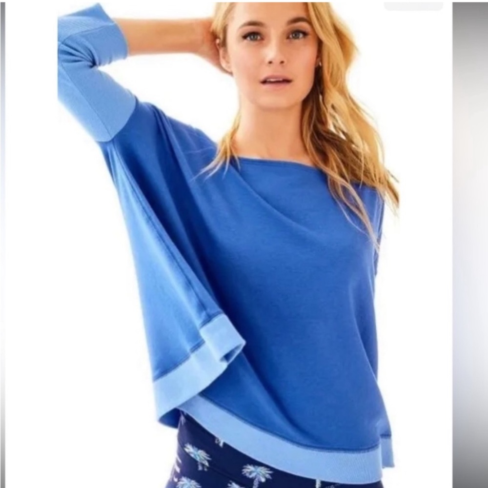 Lilly Pulitzer two tone top
